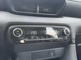 Toyota Yaris (2023) thumbnail 10