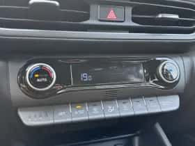 Hyundai Kona (2022) thumbnail 11