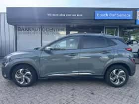 Hyundai Kona (2022) thumbnail 3