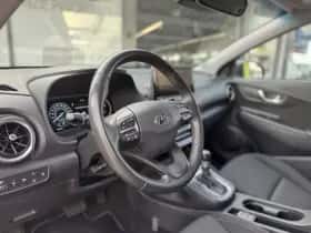 Hyundai Kona (2022) thumbnail 5