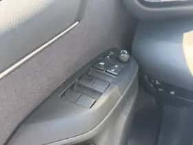 Mazda 2 (2022) thumbnail 21