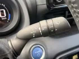 Toyota Yaris (2023) thumbnail 14