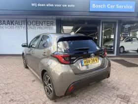 Toyota Yaris (2023) thumbnail 4