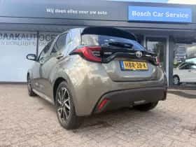 Toyota Yaris (2023) thumbnail 5