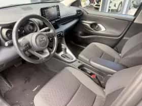 Toyota Yaris (2023) thumbnail 6