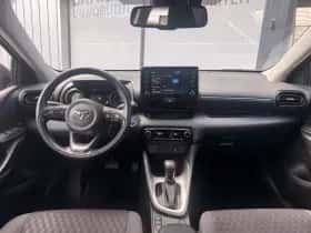 Toyota Yaris (2023) thumbnail 8