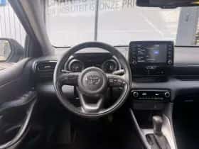 Toyota Yaris (2023) thumbnail 9
