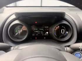 Toyota Yaris (2023) thumbnail 10