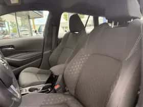 Toyota Corolla (2024) thumbnail 5
