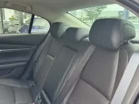 Mazda 3 (2024) thumbnail 18