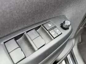 Mazda 2 (2024) thumbnail 18