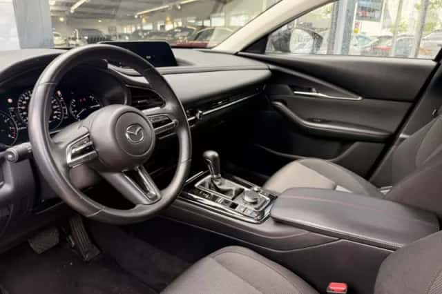 Mazda CX-30 (2024) thumbnail 6