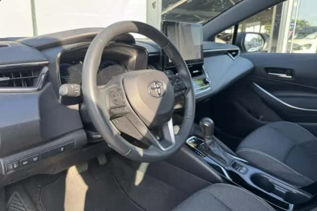 Toyota Corolla (2024) thumbnail 5