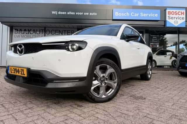 Mazda MX-30 (2021) thumbnail 2