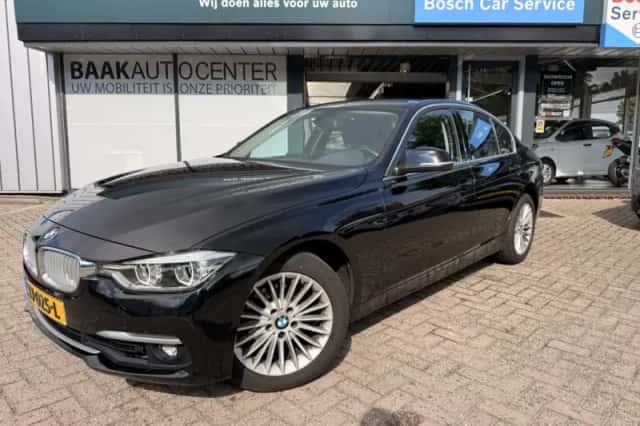 BMW 3-Serie (2018) thumbnail 1