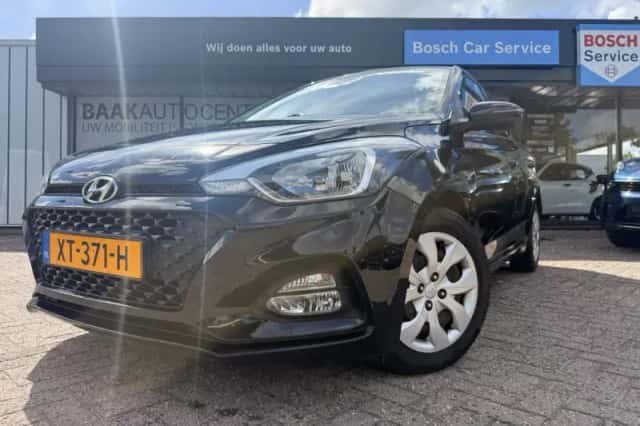Hyundai i20 (2019) thumbnail 2