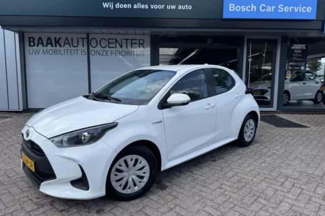 Toyota Yaris (2021) thumbnail 1