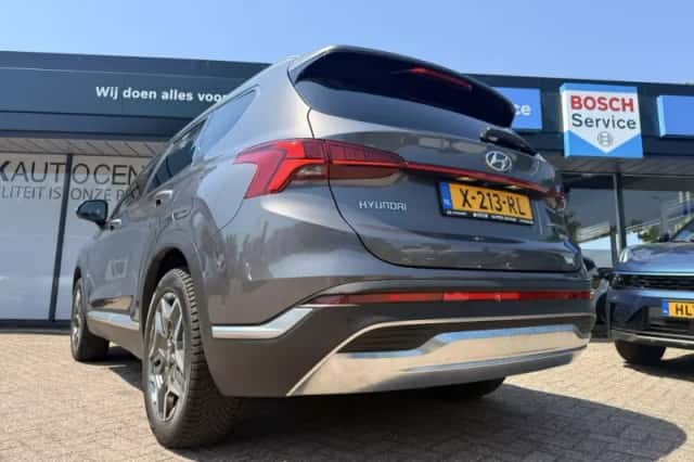 Hyundai Santa (2024) thumbnail 5