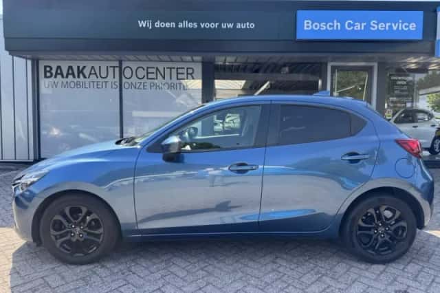 Mazda 2 (2019) thumbnail 3