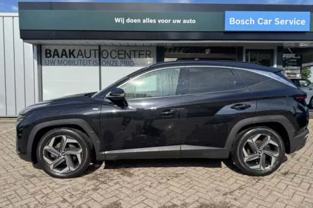 Hyundai Tucson (2022) thumbnail 3