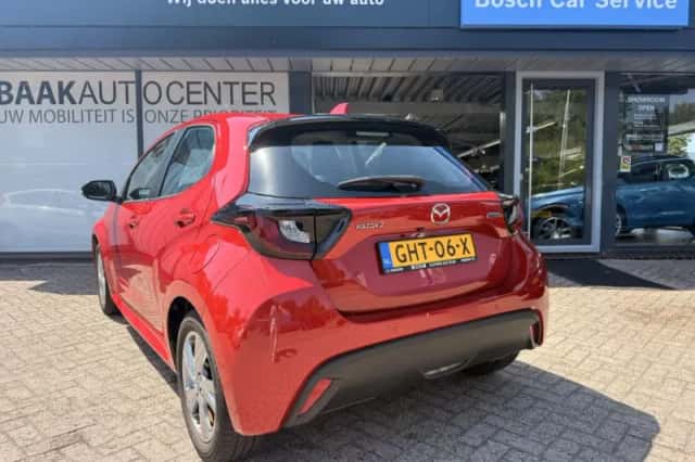Mazda 2 (2024) thumbnail 4