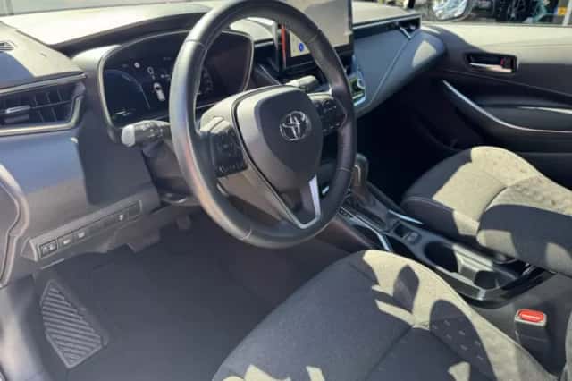 Toyota Corolla (2024) thumbnail 5