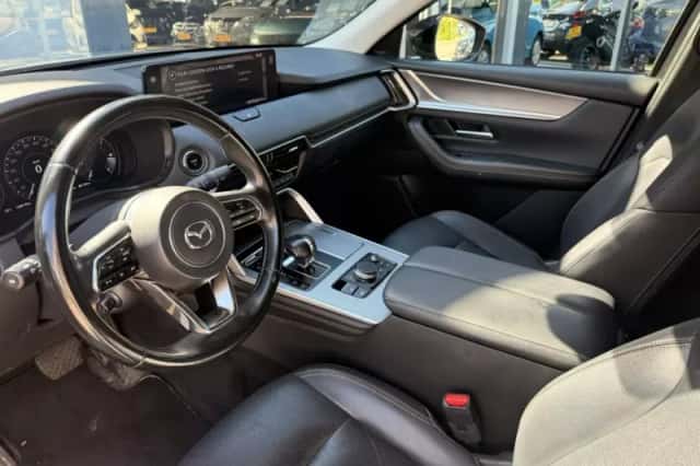 Mazda CX-60 (2023) thumbnail 6