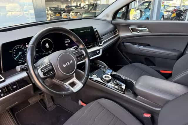 Kia Sportage (2023) thumbnail 6