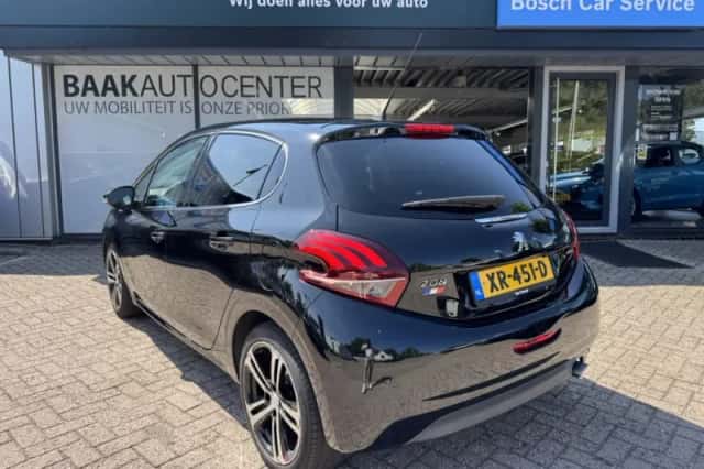Peugeot 208 (2018) thumbnail 4