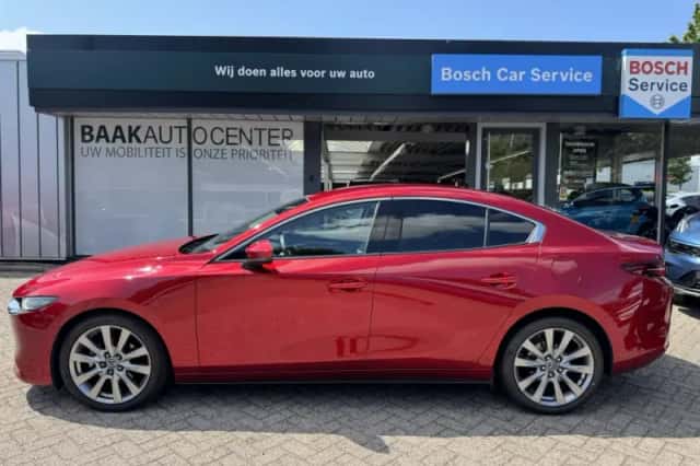 Mazda 3 (2019) thumbnail 3