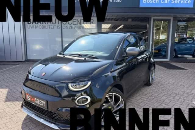 Abarth 500 (2024) thumbnail 1