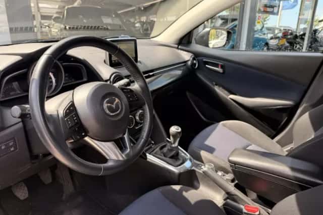 Mazda 2 (2017) thumbnail 6