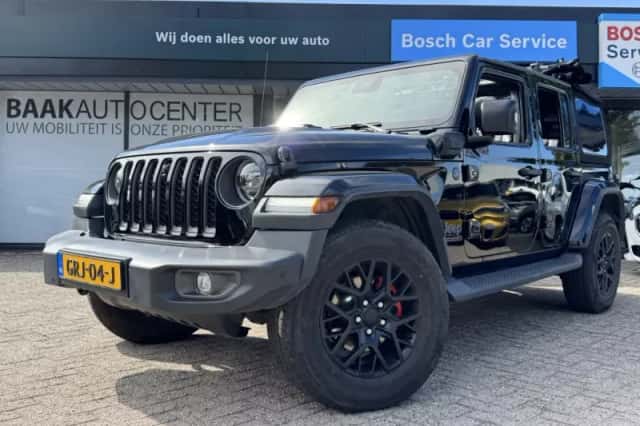 Jeep Wrangler (2021) thumbnail 2