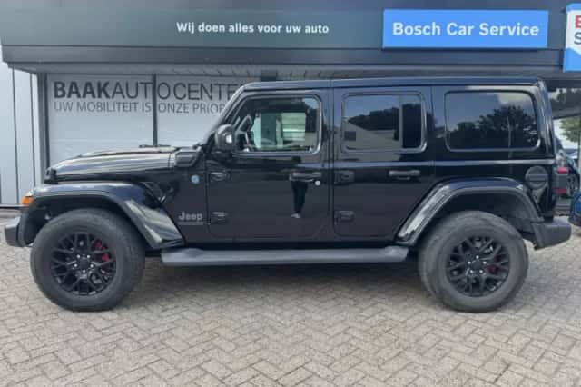 Jeep Wrangler (2021) thumbnail 3