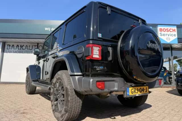 Jeep Wrangler (2021) thumbnail 5