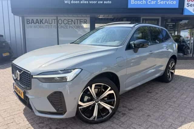 Volvo XC60 (2025) thumbnail 1