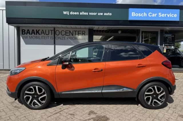Renault Captur (2014) thumbnail 3