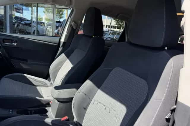 Toyota Auris (2019) thumbnail 6