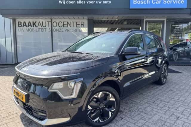 Kia Niro (2023) thumbnail 1