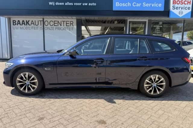 BMW 3-Serie (2022) thumbnail 3