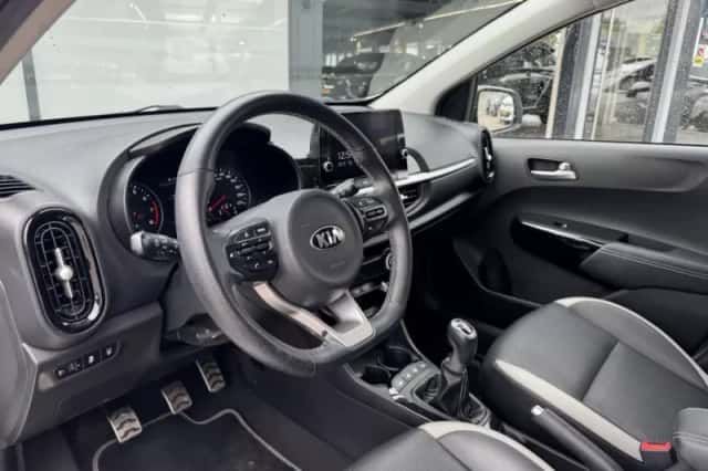Kia Picanto (2021) thumbnail 5