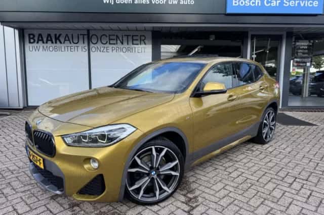 BMW X2 (2018) thumbnail 1