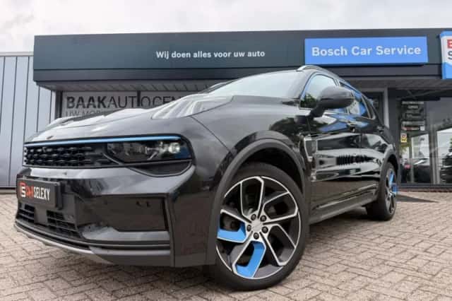 Lynk & Co 01 (2022) thumbnail 2