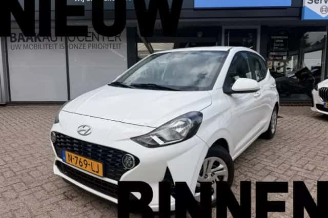 Hyundai i10 (2021) thumbnail 1
