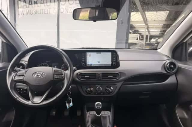 Hyundai i10 (2021) thumbnail 6