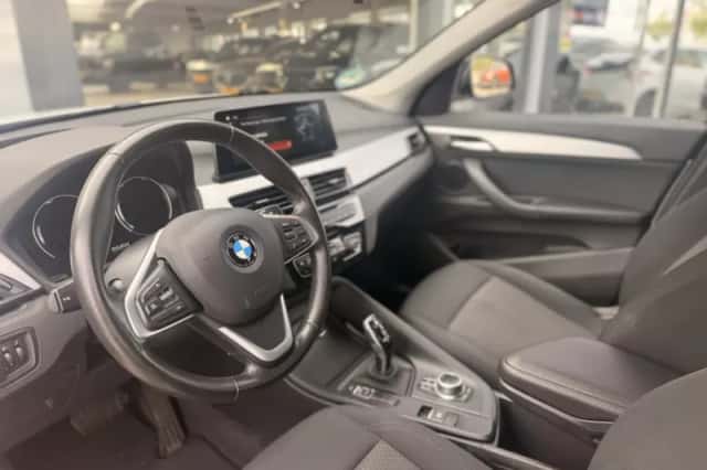 BMW X1 (2020) thumbnail 6