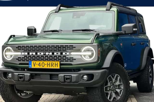 Ford Bronco (2024) thumbnail 1