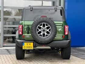 Ford Bronco (2024) thumbnail 6