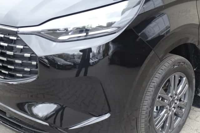 Ford Tourneo Custom (2025) thumbnail 3