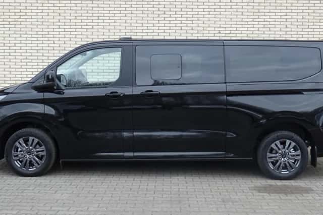 Ford Tourneo Custom (2025) thumbnail 5